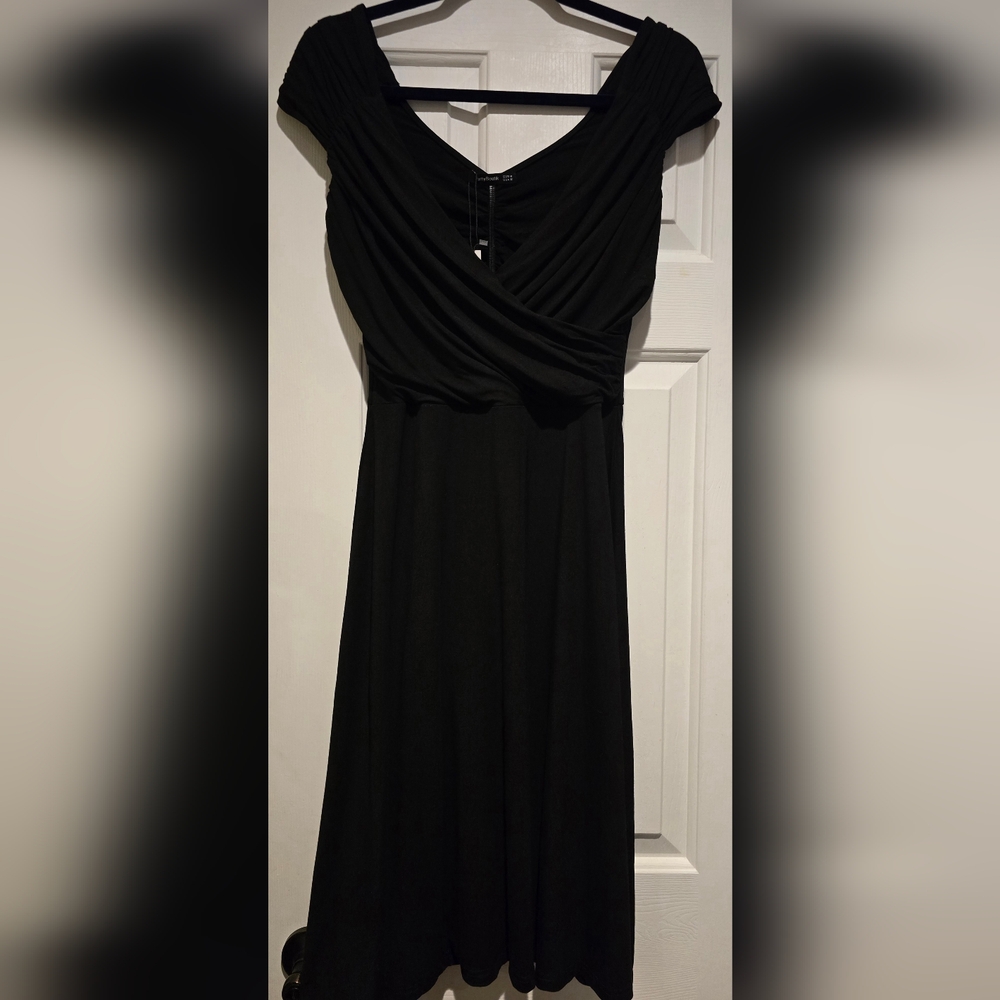 NWT Women's PattyBoutik Little Black Dress Cap Sleeves Draped Front Size Medium